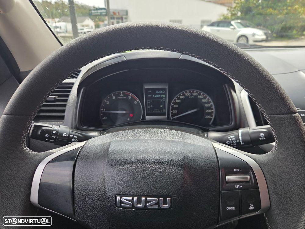 Isuzu D-Max 2.5 DTi CD 4WD L - 12
