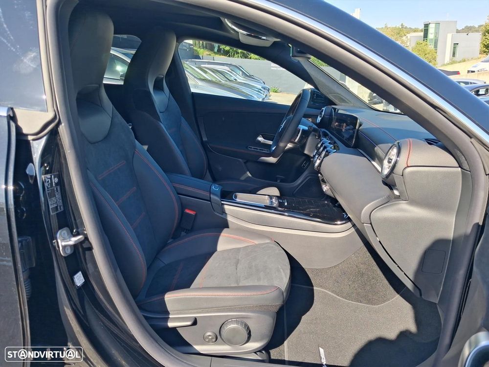 Mercedes-Benz CLA 250 e Shooting Brake AMG Line - 14