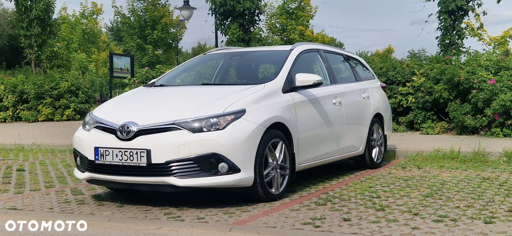 Toyota Auris 1.6 Active - 2
