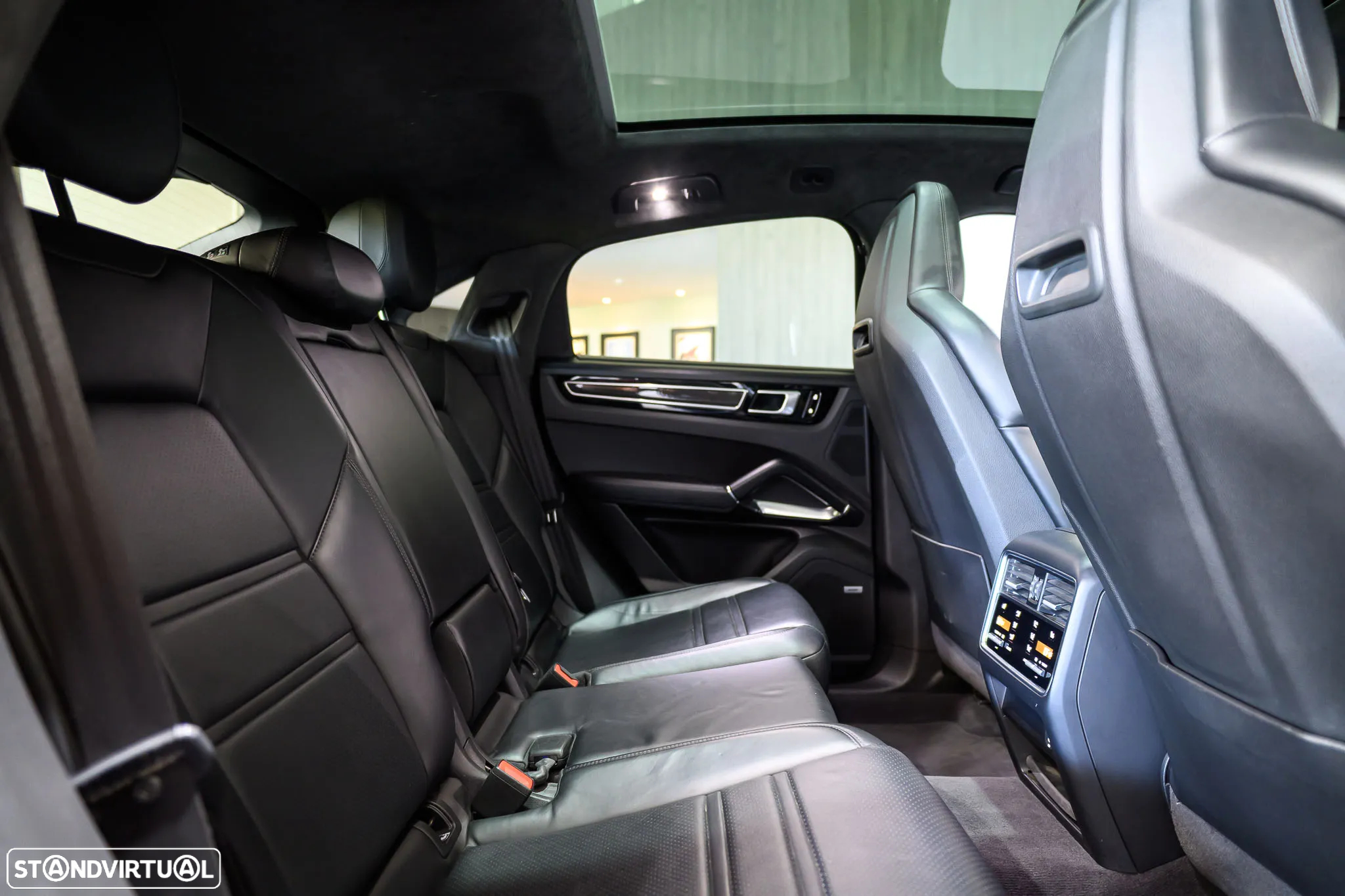 Porsche Cayenne Coupé Turbo S E-Hybrid - 31