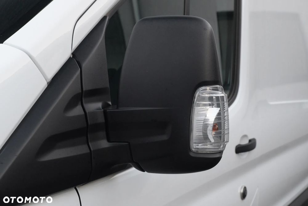 Ford Transit - 19