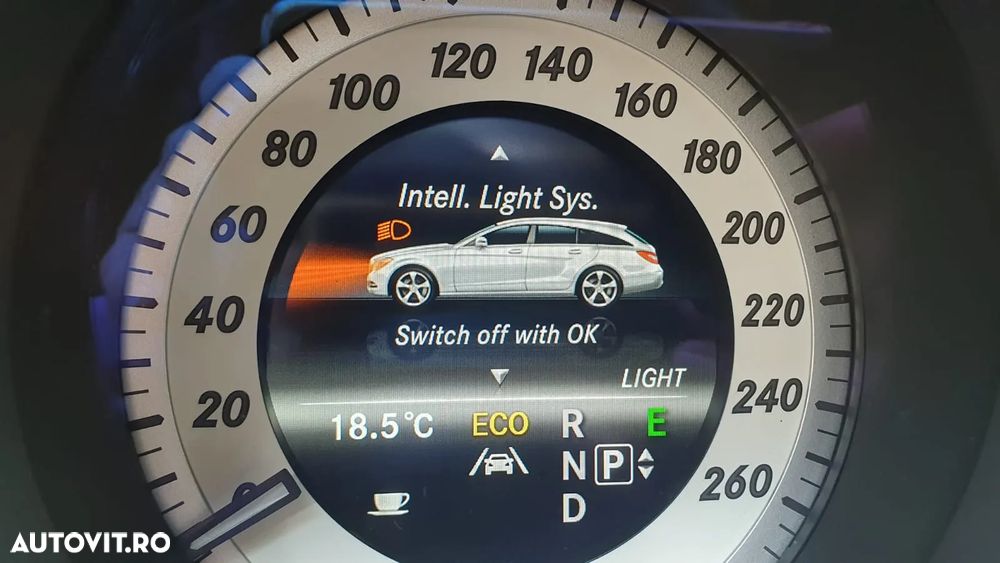 Mercedes-Benz CLS 350 CDI BlueEfficiency 4MATIC SB Aut - 23