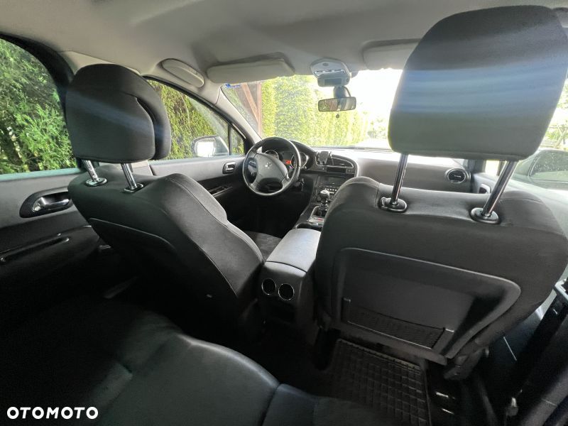 Peugeot 3008 1.6 HDi Premium - 11