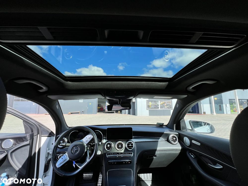 Mercedes-Benz GLC 300 d 4-Matic - 17