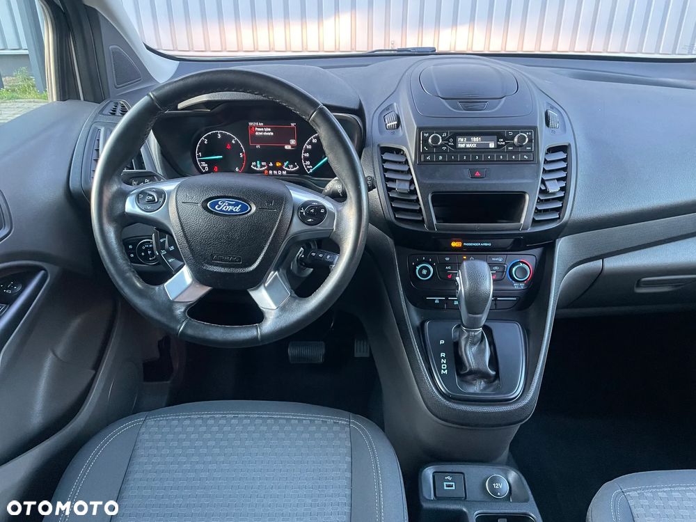 Ford Tourneo Connect - 22