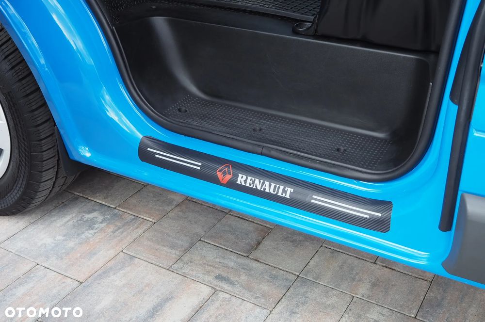 Renault TRAFIC - 24