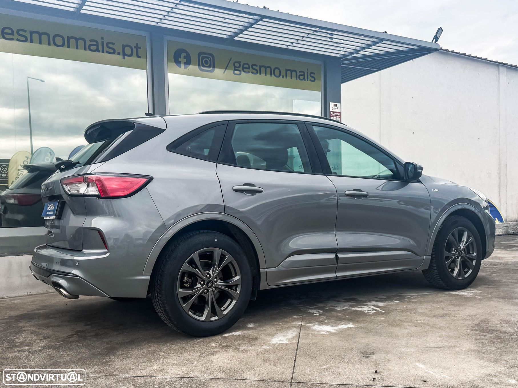 Ford Kuga 1.5 EcoBoost ST-Line - 4