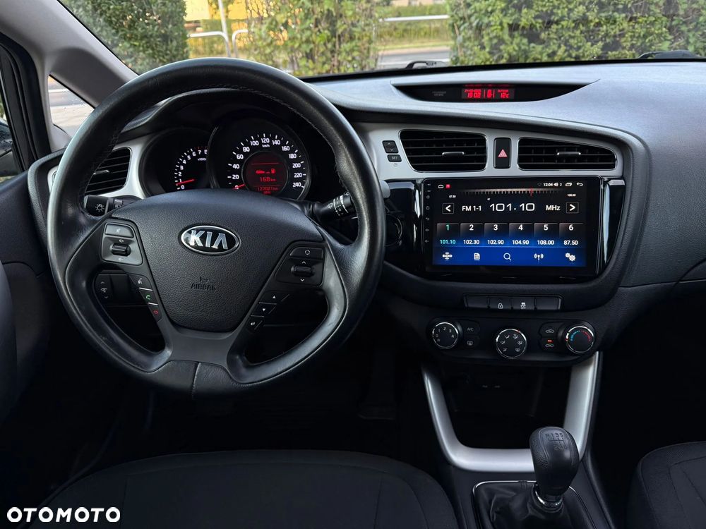 Kia Ceed 1.6 GDI Edition 7 - 29