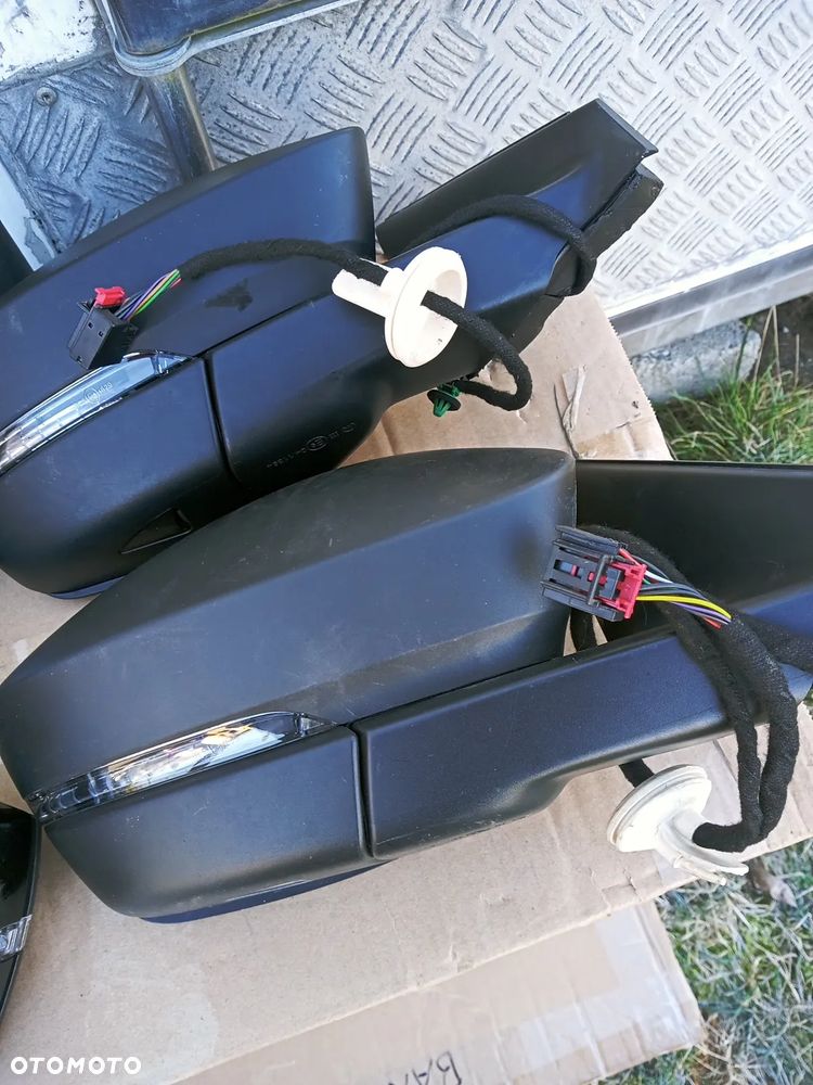 LUSTERKO Lewe  Prawe SKODA KAROQ różne funkcje asystent fotohrom - 16