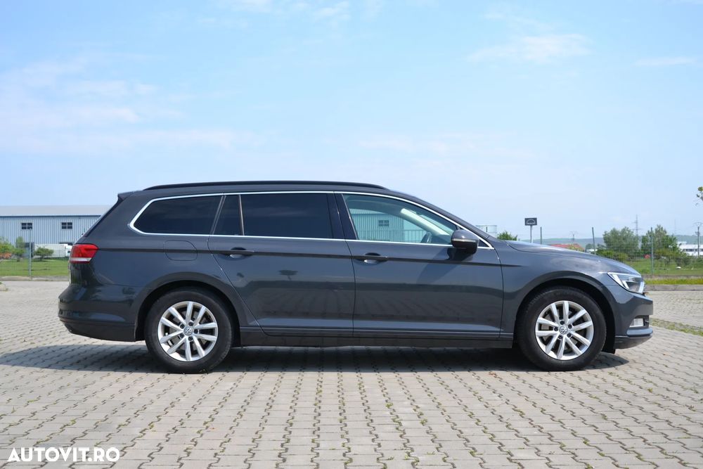 Volkswagen Passat 2.0 TDI DSG Comfortline - 9