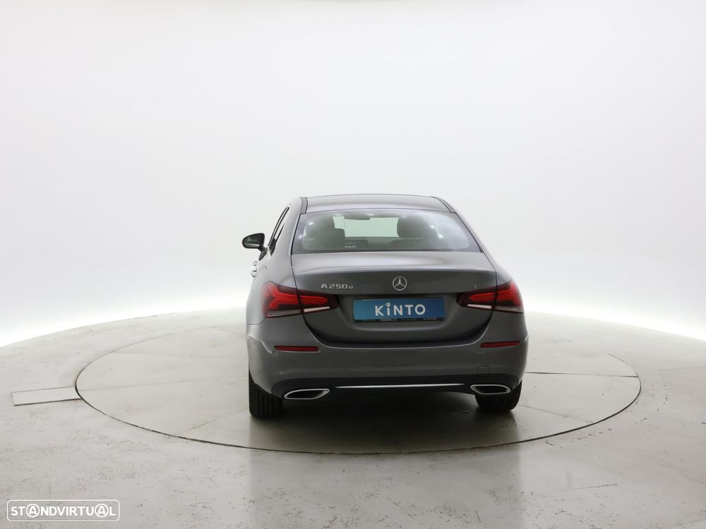 Mercedes-Benz A 250 Limousine e Progressive - 5