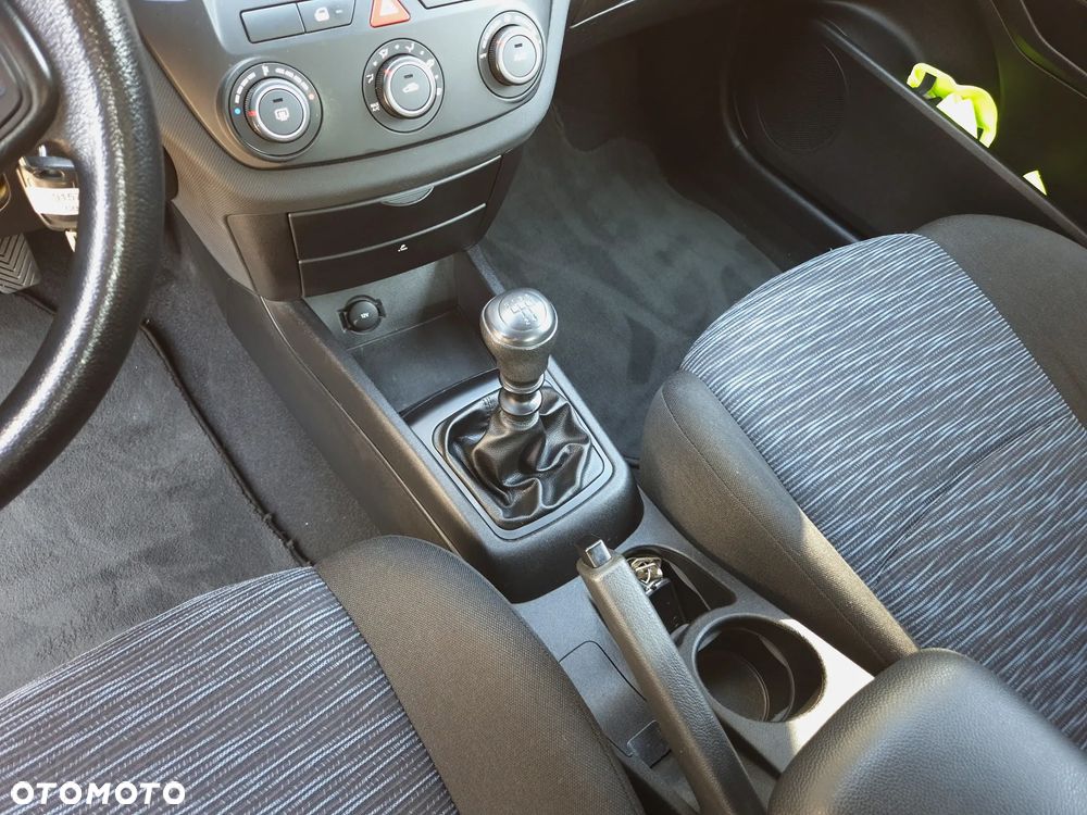 Kia ProCeed 1.6 CVVT EX - 23