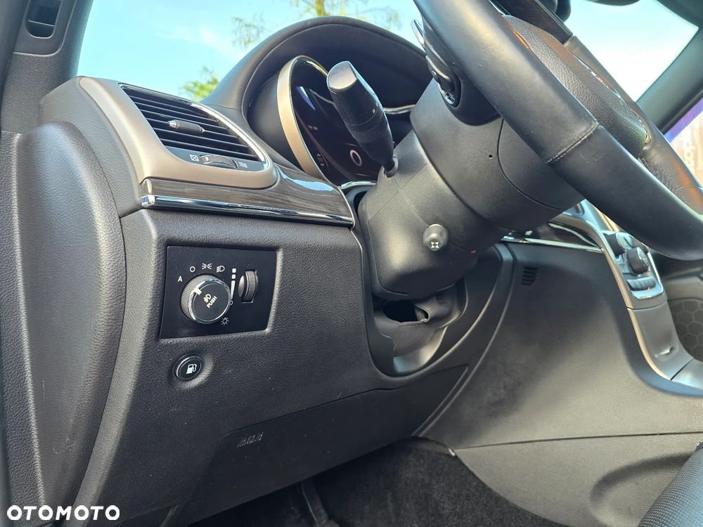 Jeep Grand Cherokee 5.7 V8 HEMI Summit - 28