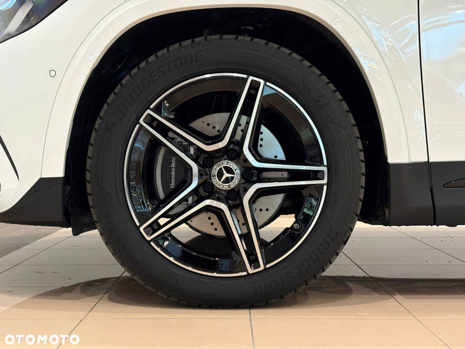 Mercedes-Benz GLA 200 AMG Line - 20
