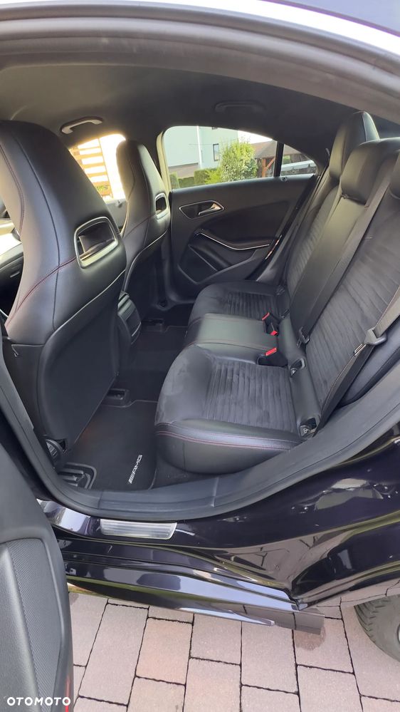 Mercedes-Benz CLA 200 7G-DCT AMG Line - 18