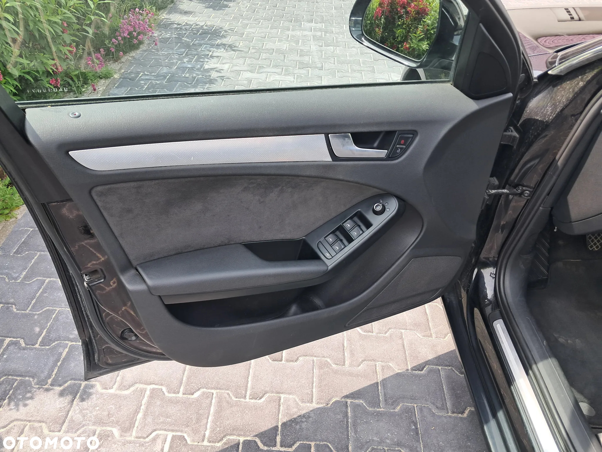 Audi A4 Avant 2.0 TDI - 9