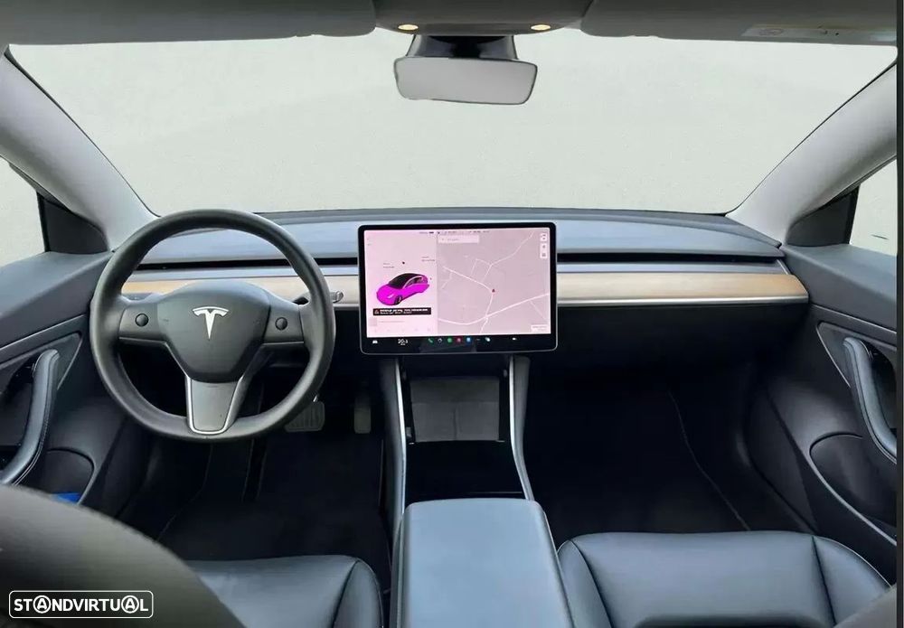 Tesla Model 3 - 9
