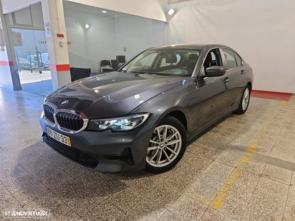 BMW 330 e Auto - 1