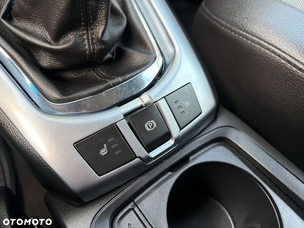Opel Antara 2.4 Cosmo - 31