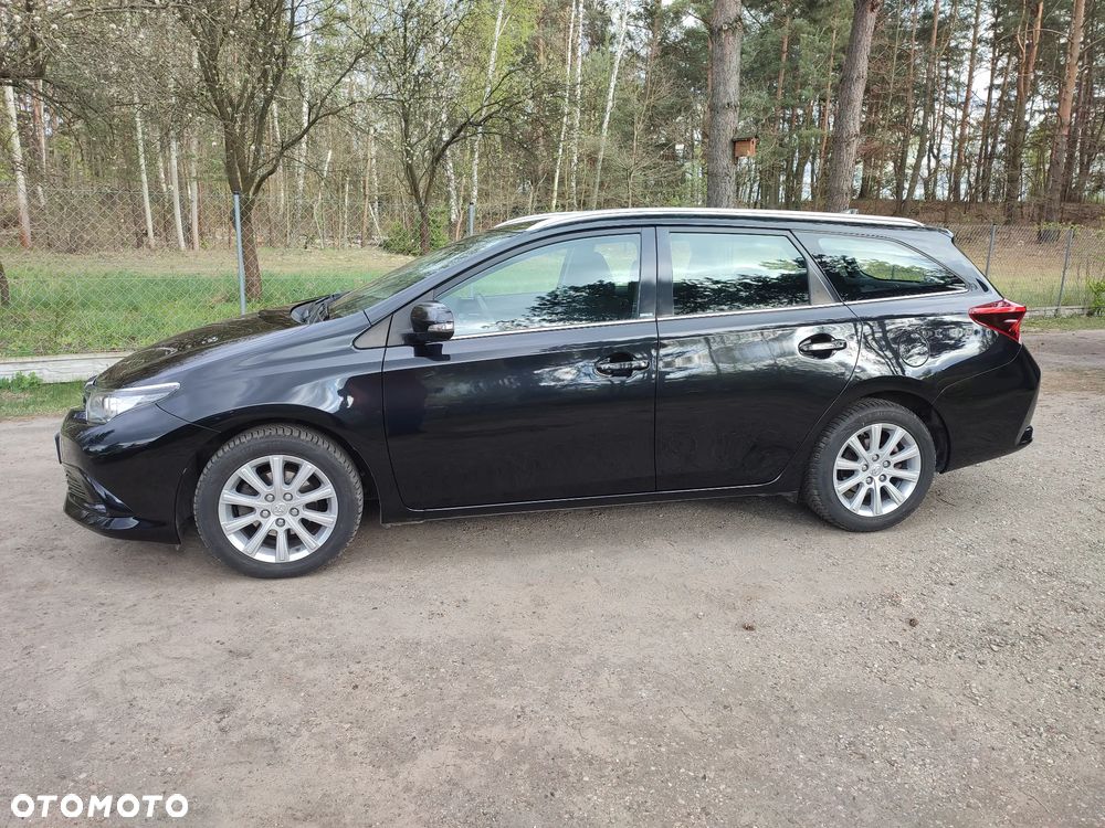 Toyota Auris 1.2 Turbo Edition-S - 3