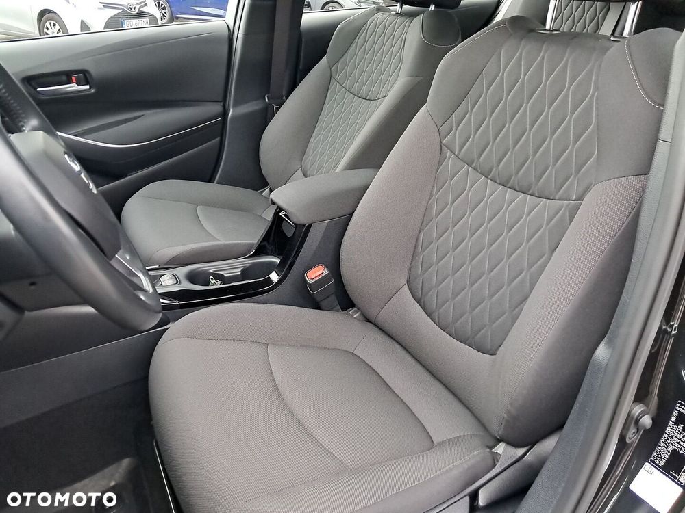 Toyota Corolla 1.8 Hybrid Comfort - 12