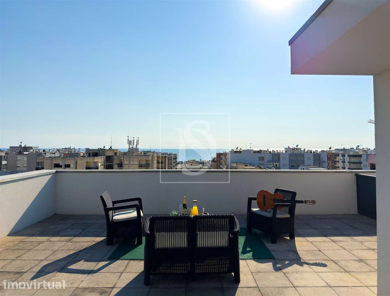 Apartamento T1 remodelado com rooftop vista mar - Amorosa, Chafé - Grande imagem: 5/25