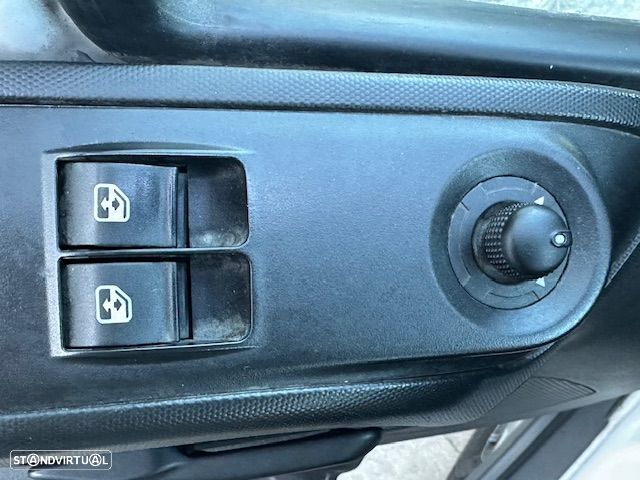 Iveco Daily 35C15V (3.0cc 150cv) 16m3 - 8