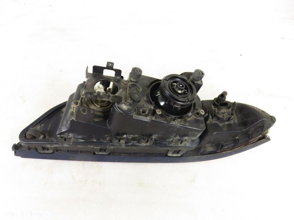 LAMPA PRAWA PRZEDNIA BMW E39 - 5