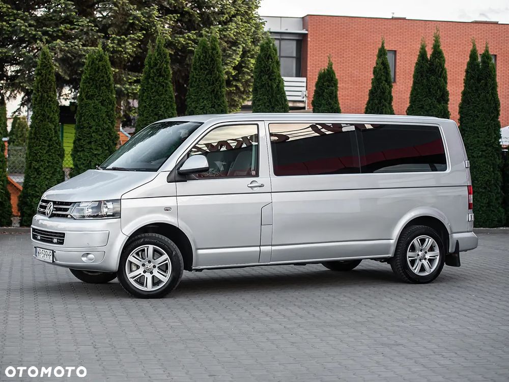 Volkswagen Caravelle - 4