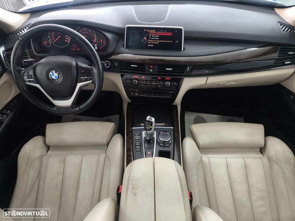BMW X5 25 d sDrive Comfort 7L - 10