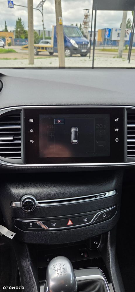 Peugeot 308 BlueHDi FAP 120 Stop & Start Allure - 29