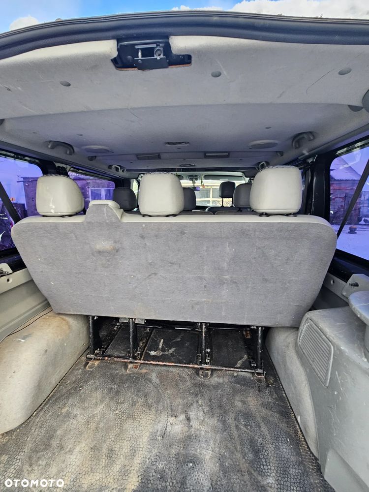 Renault Trafic L1H1 Passenger Quickshift - 9