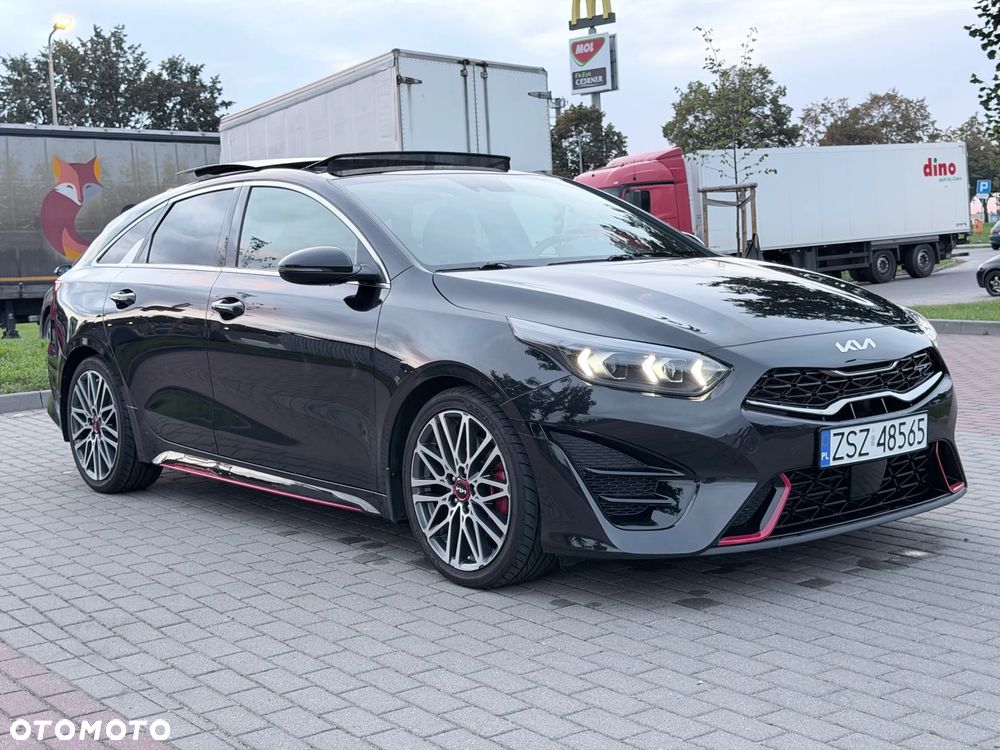 Kia ProCeed 1.6 T-GDI GT DCT - 37