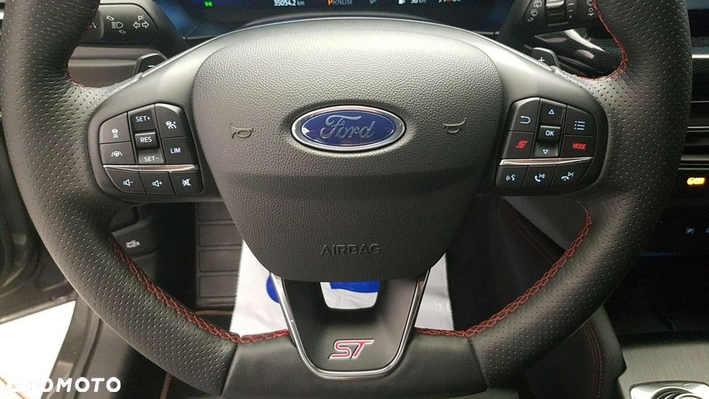 Ford Focus - 22