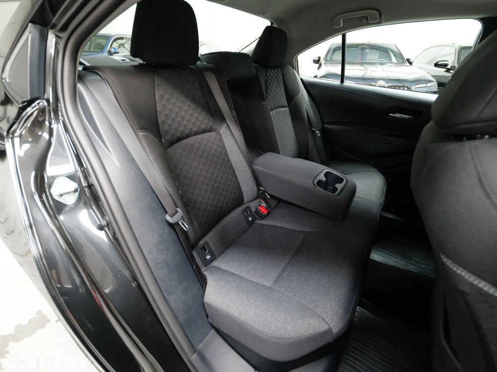 Toyota Corolla 1.8 Hybrid Comfort - 22