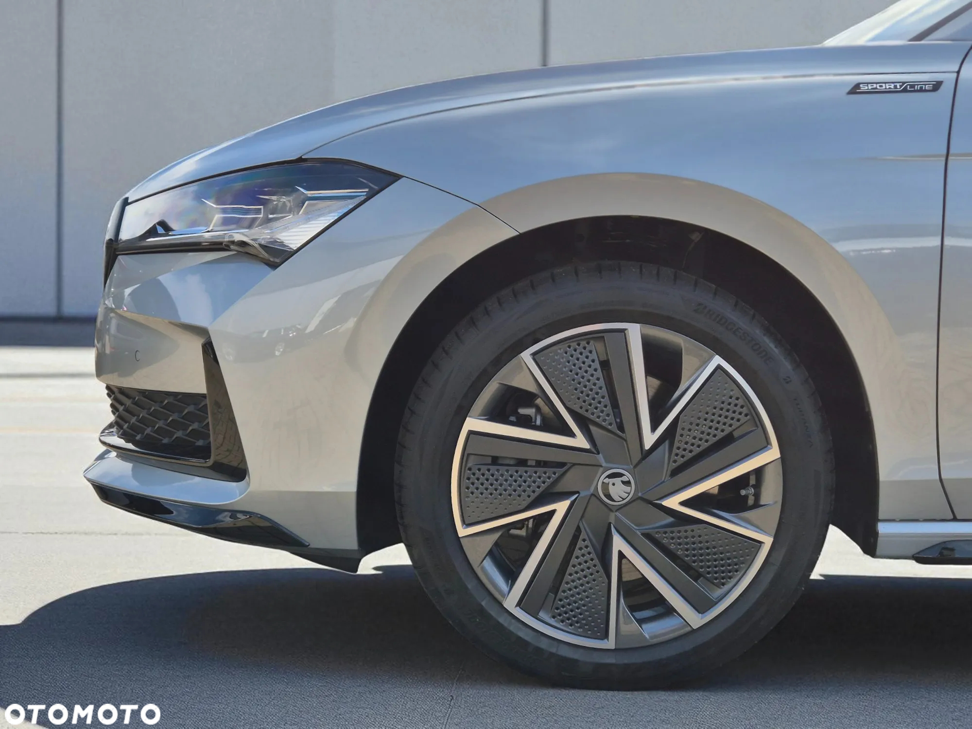 Skoda Superb 2.0 TSI Sportline DSG - 5