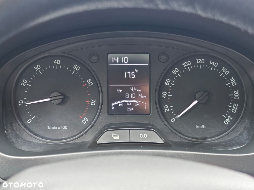 Skoda RAPID 1.2 Active - 21