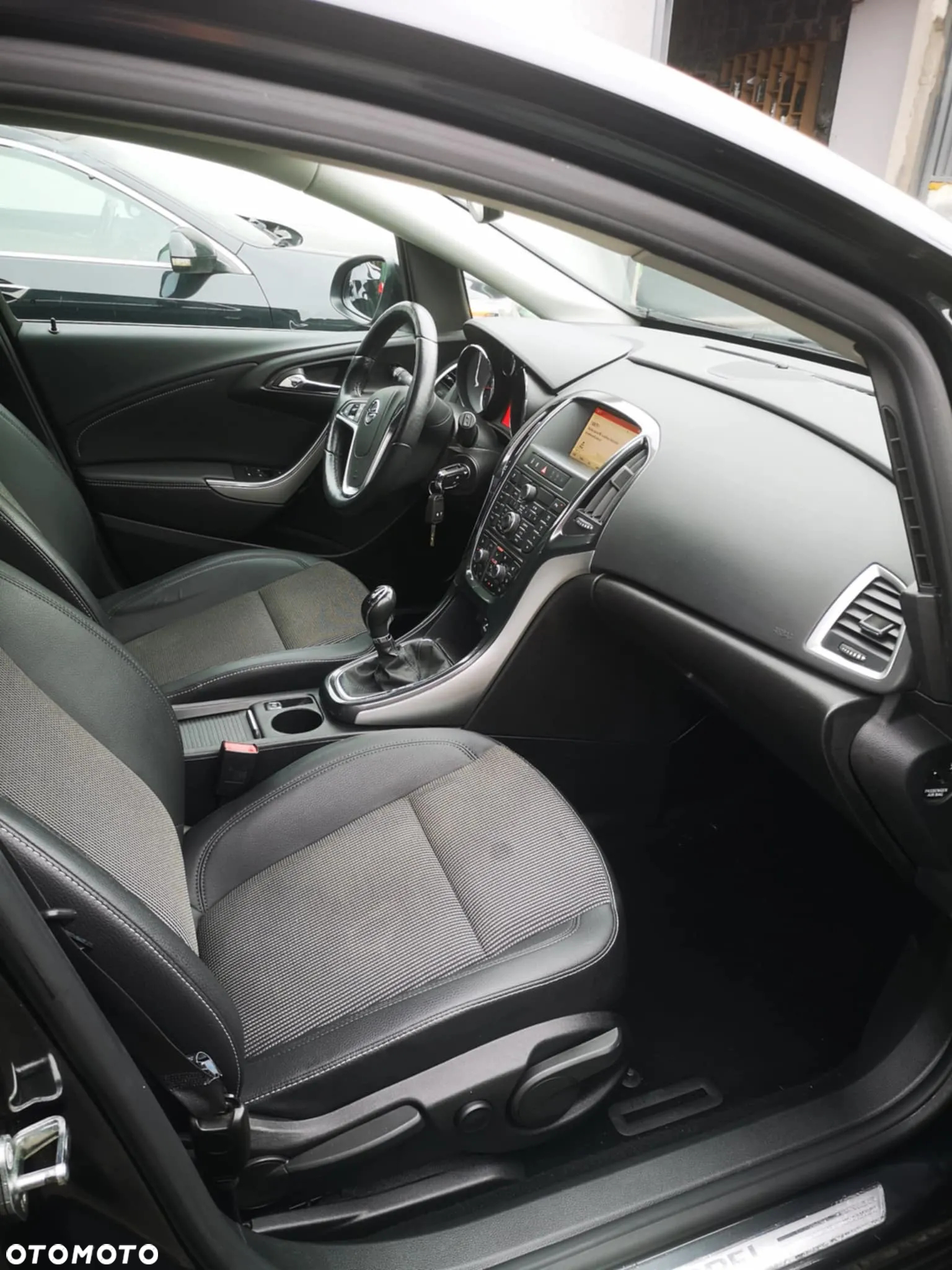 Opel Astra 1.4 Turbo Sports Tourer Exklusiv - 18