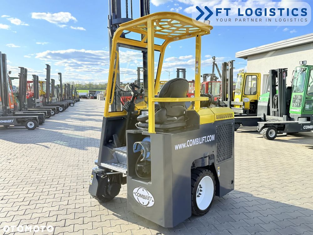 Combilift WÓZEK CZTEROKIERUNKOWY - WIELOKIERUNKOWY | COMBILIFT CB2500 | GAS | TRIPLEX 6000MM | POZYCJONER WIDEŁ | WOLNY SKOK | PRZESUW WIDEŁ | STAN IDEALNY | Szeroka oferta wózków czterokierunkowych i bocznych, dopasowanych do różnorodnych potrzeb i zastosowań - 37