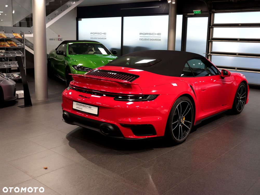 Porsche 911 Turbo S - 8