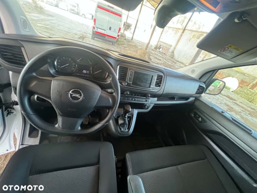 Opel Vivaro Van 1,5 CDTI 120 KM L1H1 2,7t - 12