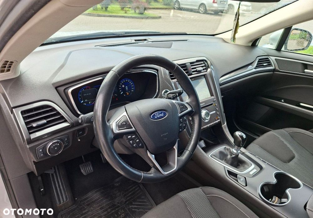 Ford Mondeo - 21