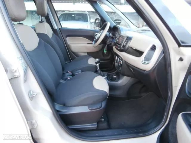 Fiat 500L 0.9 8V TwinAir Lounge S&S - 29