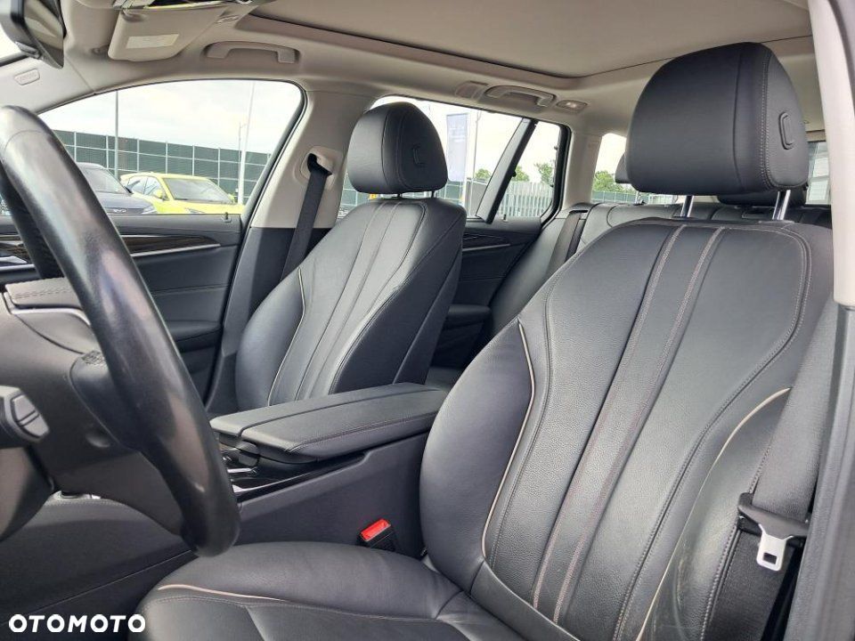 BMW Seria 5 - 16