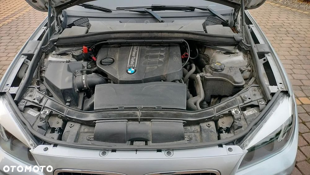 BMW X1 sDrive18d - 14