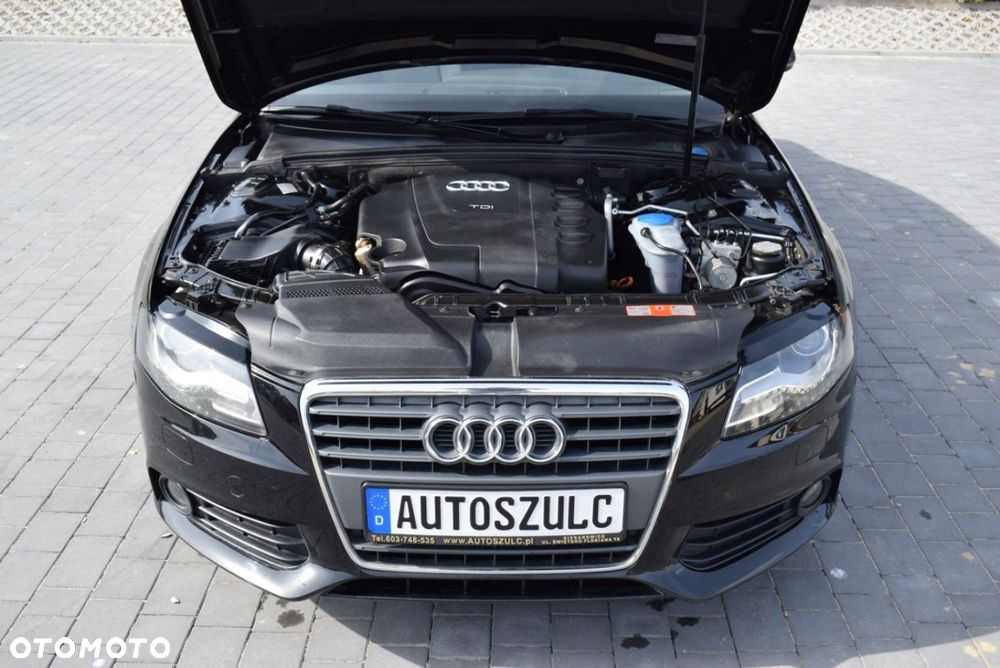 Audi A4 Limousine - 15