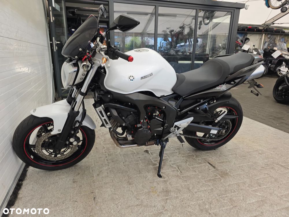 Yamaha FZ - 23
