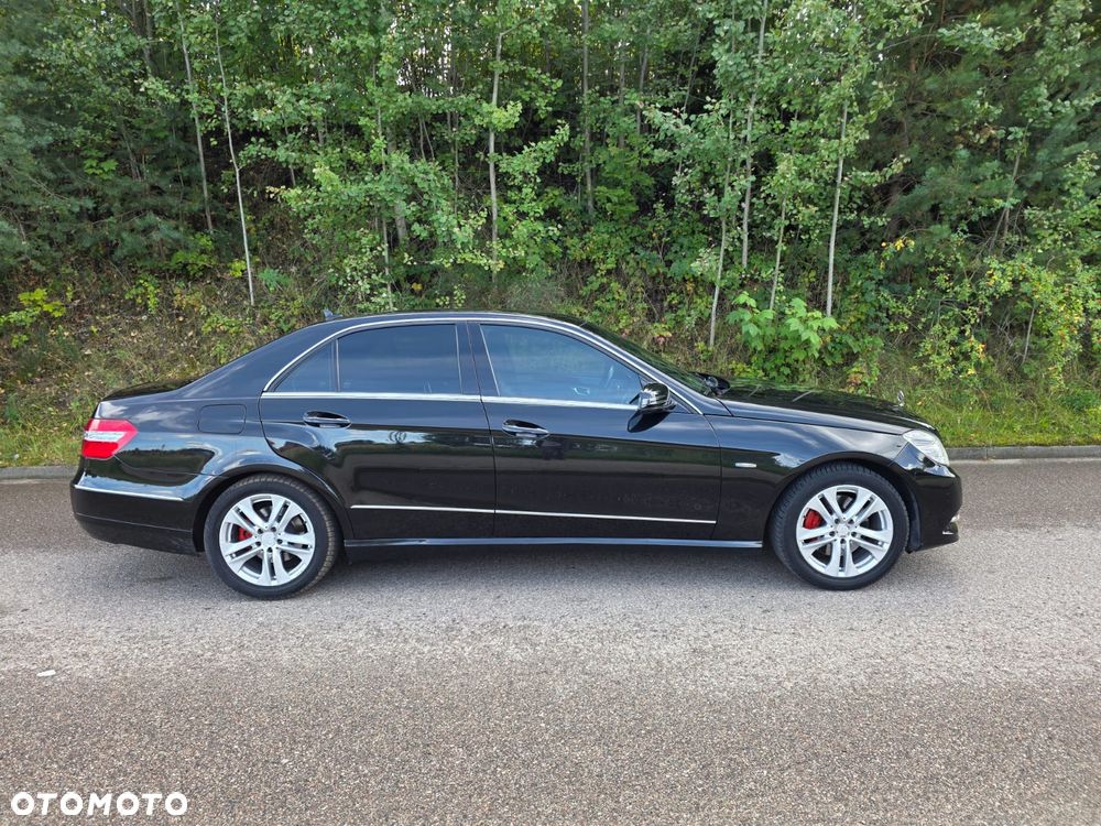 Mercedes-Benz Klasa E 300 CDI BlueEff Avantgarde - 7