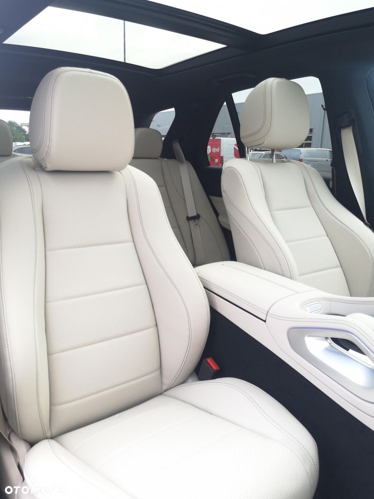 Mercedes-Benz GLE - 12