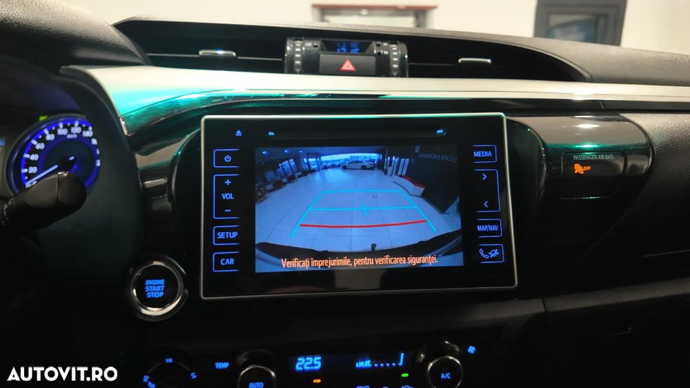 Toyota Hilux 2.4D 150CP 4x4 Double Cab AT Style - 25